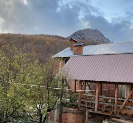 Guest house F Kukaj *